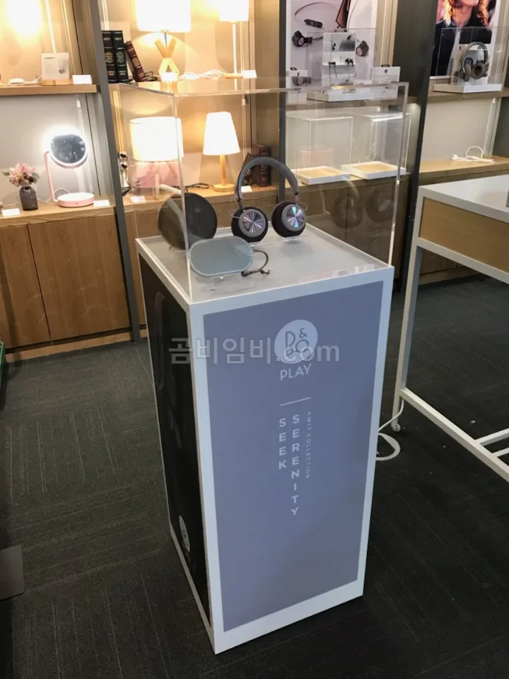 아크릴 진열대 디스플레이 작업 사진 GB-0QEXGKR